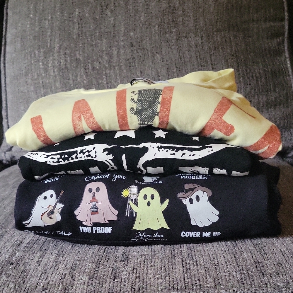 Morgan Wallen Lot Graphic Tees Bundle - Yellow and Black Hoodie-Adult Medium